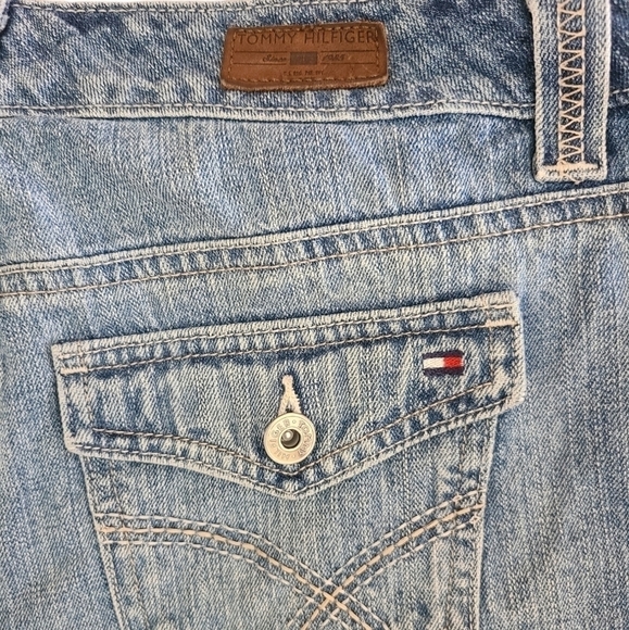 VINTAGE Tommy Hilfiger Denim Jean Shorts Size 4 - Picture 3 of 12